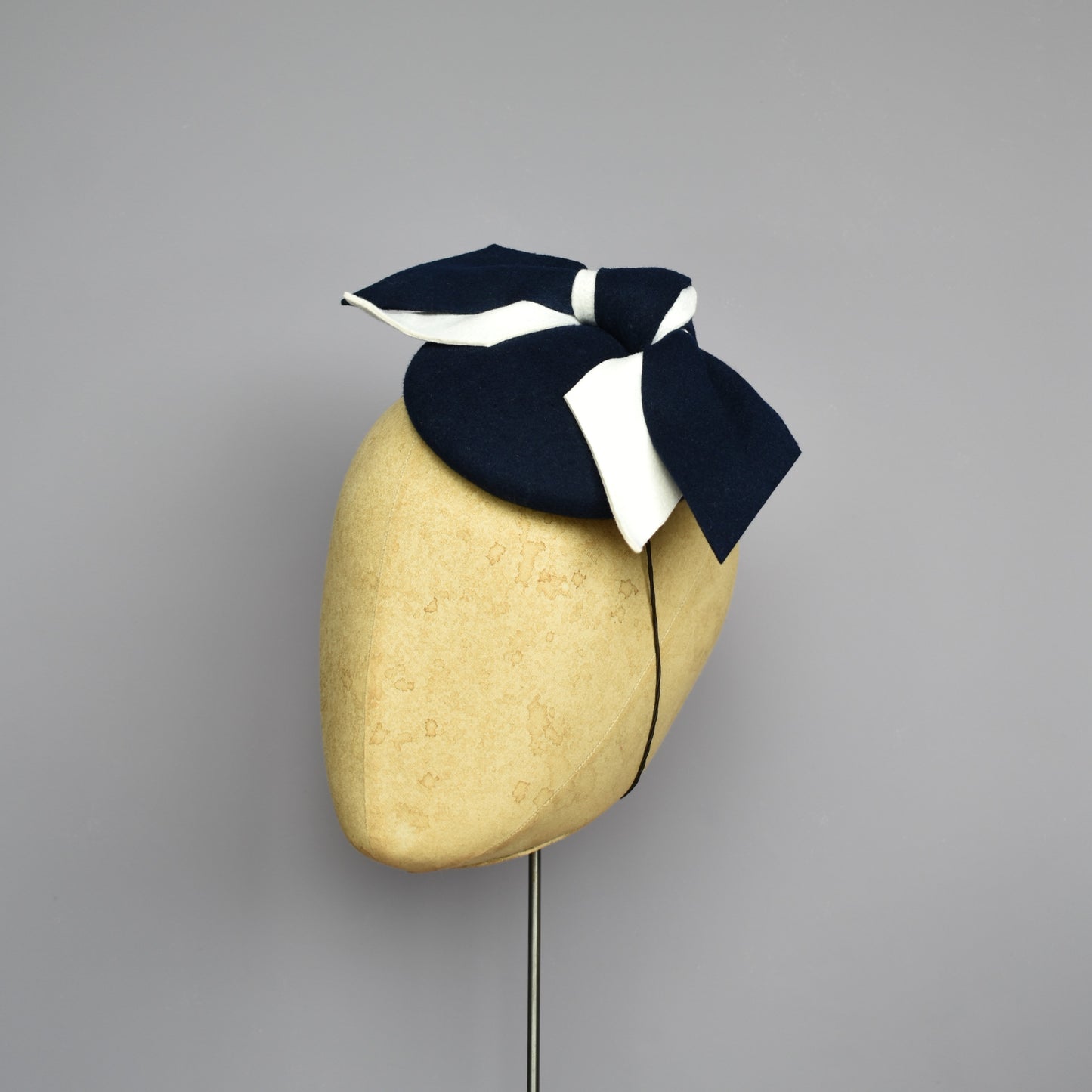 RITA - Navy & White